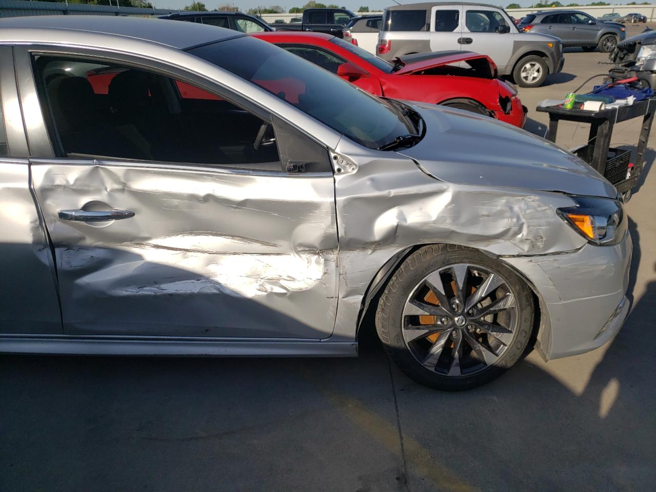 Photo 9 from auction – 2016 NISSAN SENTRA S with VIN 3N1AB7AP2GY281885