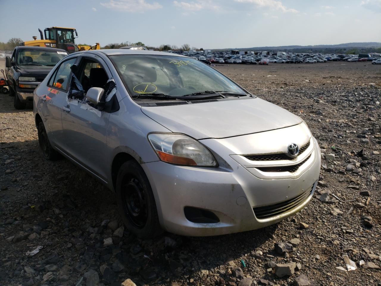 TOYOTA YARIS 2007 with VIN JTDBT923371174659 - Photo from auction