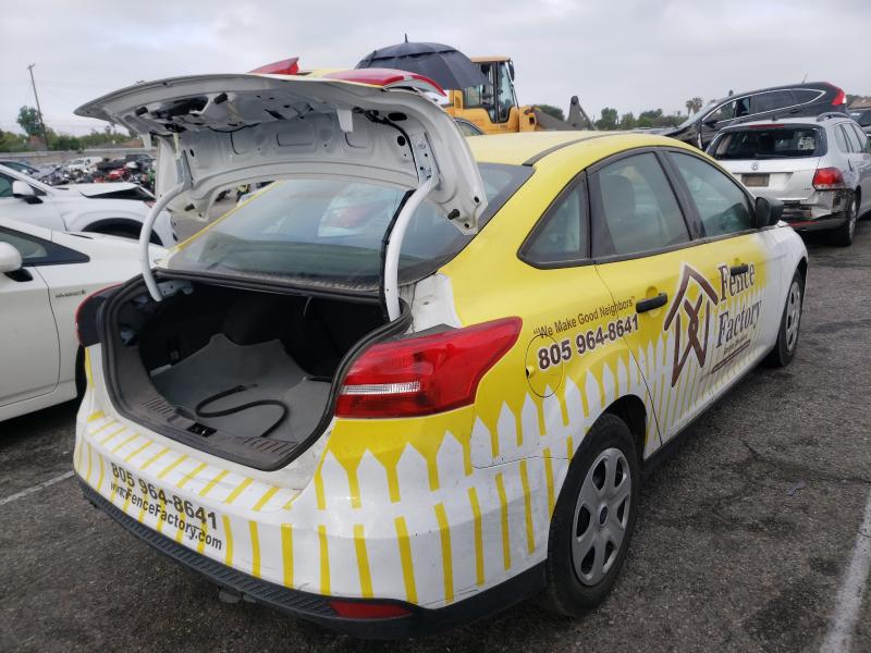 Photo 4 from auction – 2017 FORD FOCUS S with VIN 1FADP3E25HL206388