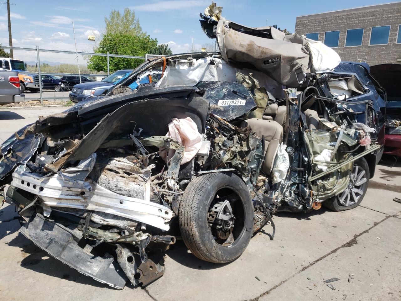 Photo 2 from auction – 2020 HONDA PILOT EXL with VIN 5FNYF5H54LB017159