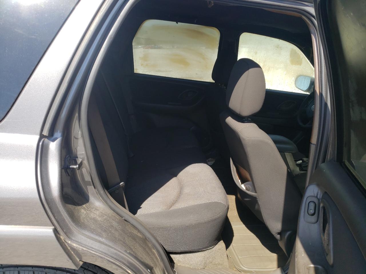 Photo 6 from auction – 2006 MAZDA TRIBUTE S with VIN 4F2YZ04156KM03416