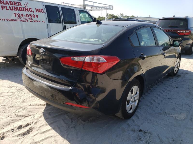 Photo 4 from auction – 2016 KIA FORTE LX with VIN KNAFK4A65G5563893