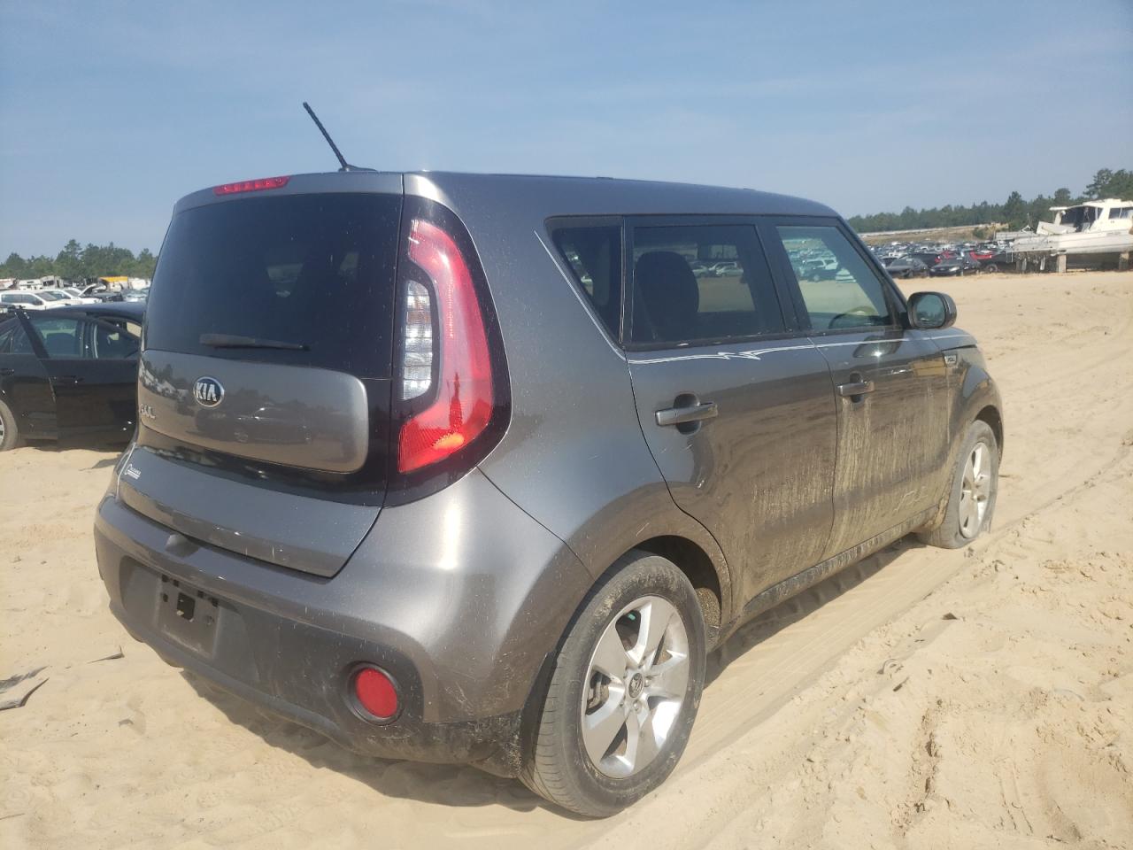 Photo 4 from auction – 2018 KIA SOUL with VIN KNDJN2A25J7596846