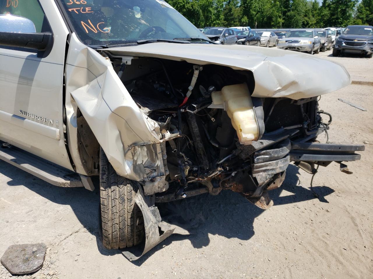 Photo 9 from auction – 2007 CHEVROLET SUBURBAN C with VIN 3GNFC16017G195263