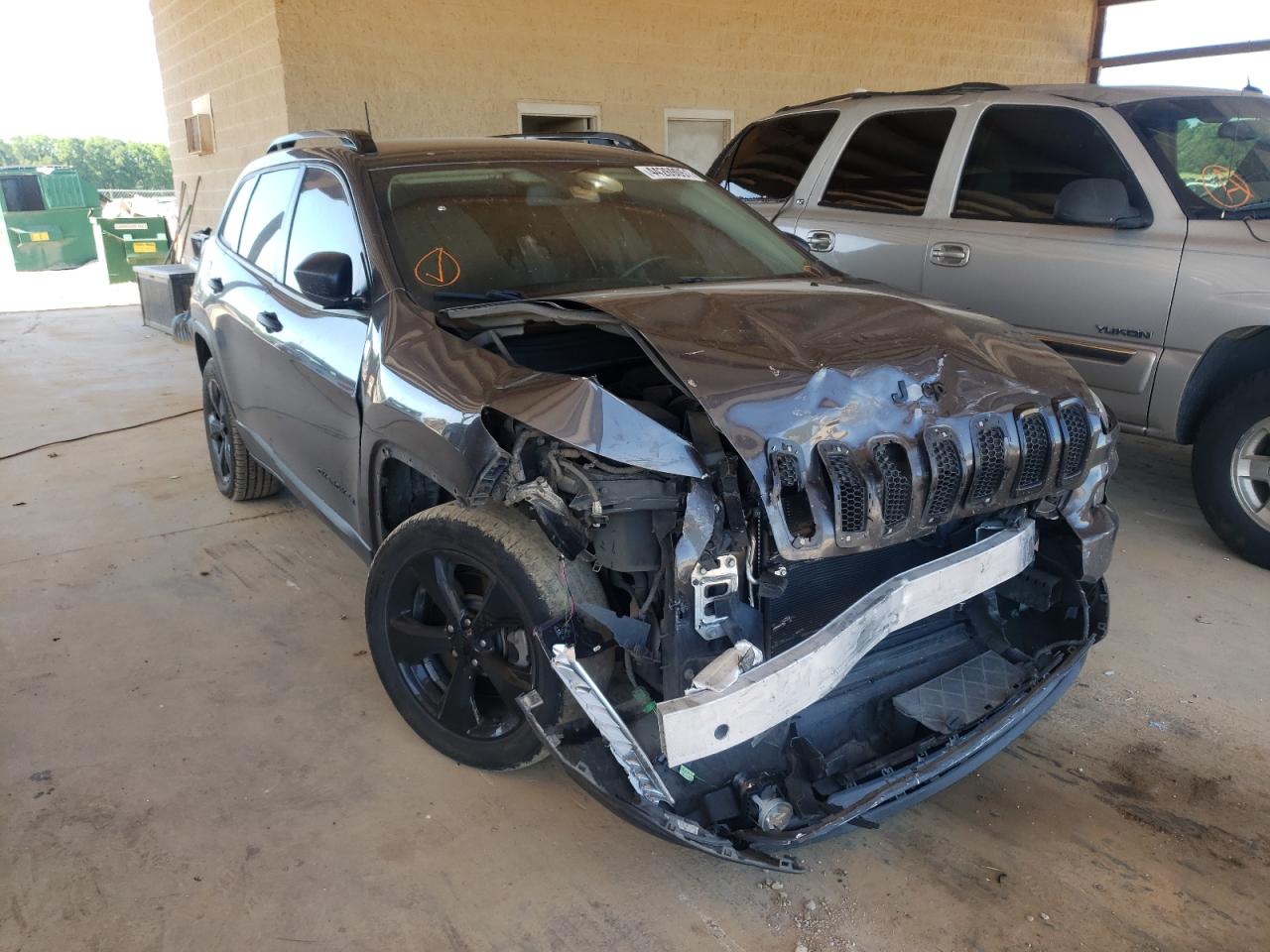 JEEP CHEROKEE S 2016 with VIN 1C4PJLAB9GW370271 - Photo from auction