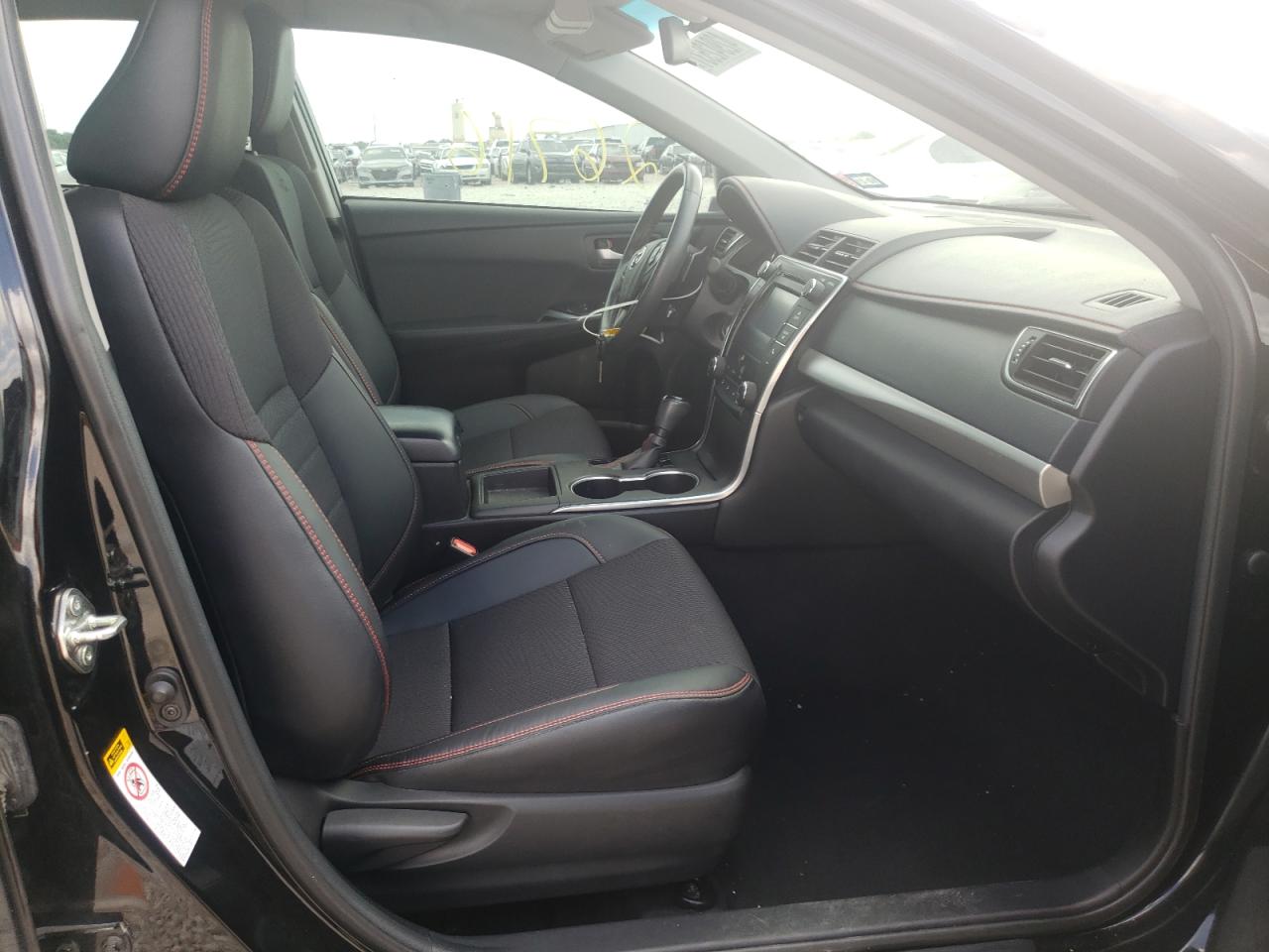 Photo 5 from auction – 2017 TOYOTA CAMRY LE with VIN 4T1BF1FKXHU747417