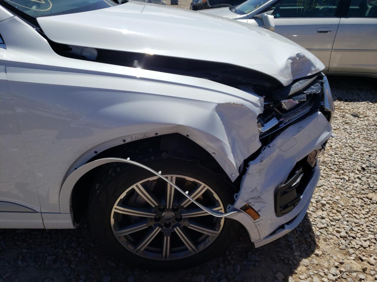 Photo 9 from auction – 2017 AUDI Q7 PREMIUM with VIN WA1LAAF72HD049591