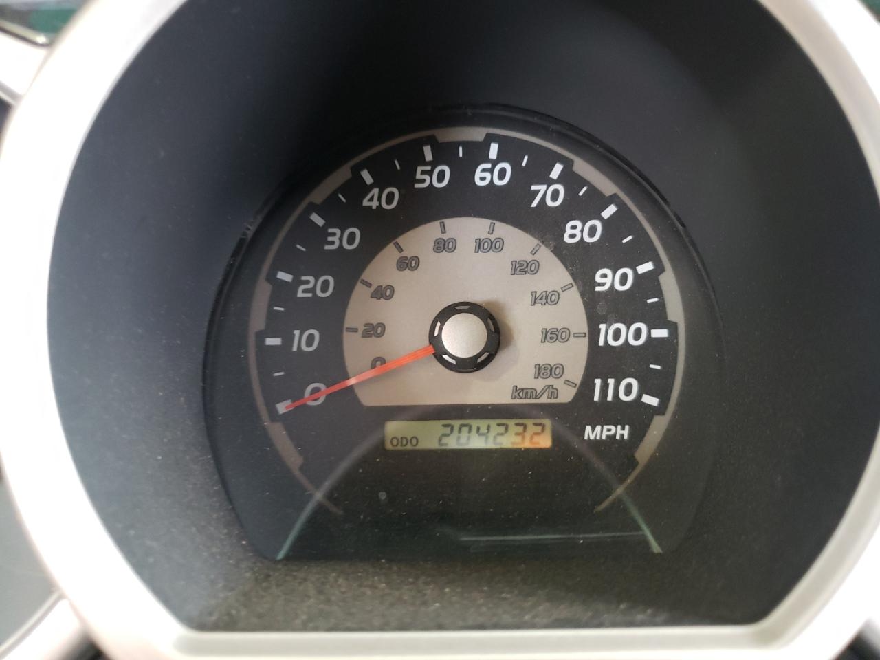 Photo 8 from auction – 2003 TOYOTA 4RUNNER SR with VIN JTEBT14R030010882