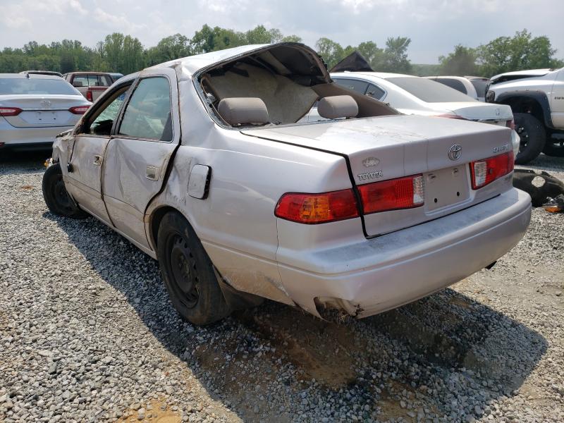 Photo 3 from auction – 2000 TOYOTA CAMRY CE with VIN 4T1BG22K2YU646669