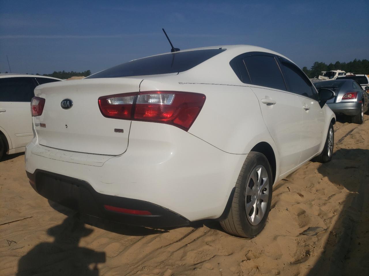 Photo 4 from auction – 2015 KIA RIO LX with VIN KNADM4A31F6435361