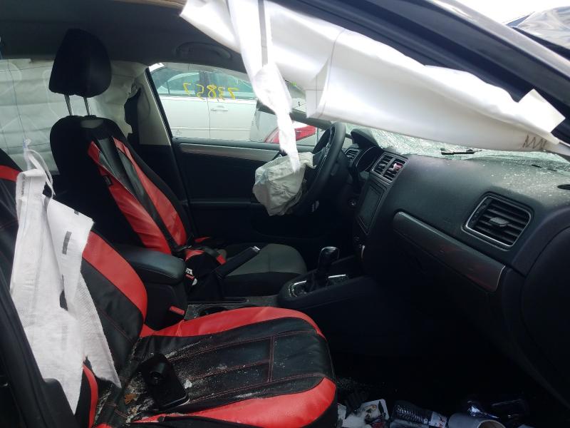 Photo 5 from auction – 2018 VOLKSWAGEN JETTA S with VIN 3VW2B7AJ6JM234741