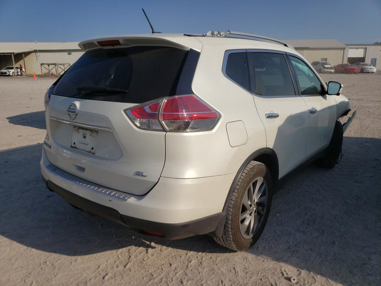 Photo 4 from auction – 2015 NISSAN ROGUE S with VIN 5N1AT2MT5FC789678
