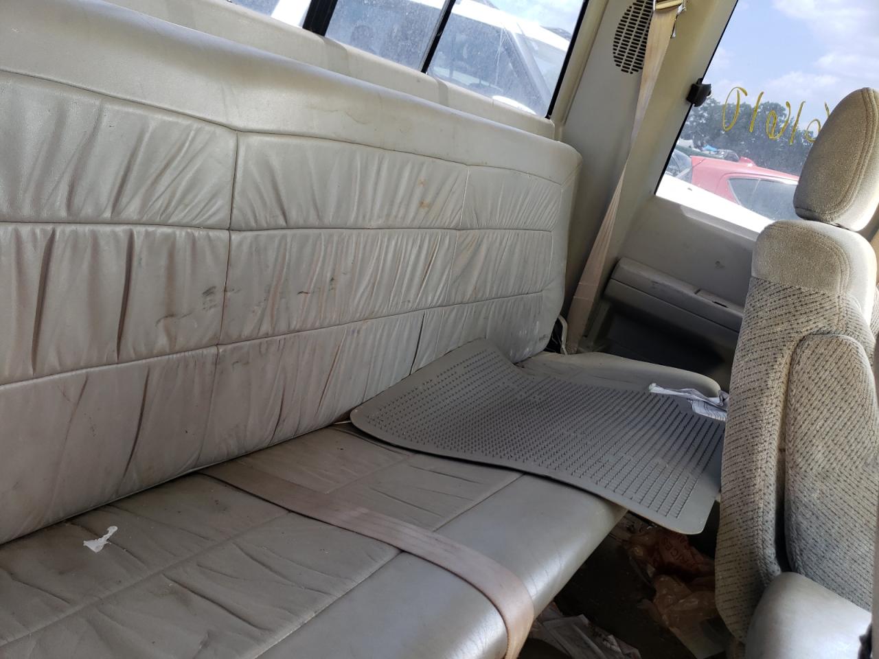 Photo 6 from auction – 1994 GMC SIERRA C15 with VIN 2GTEC19K3R1569174