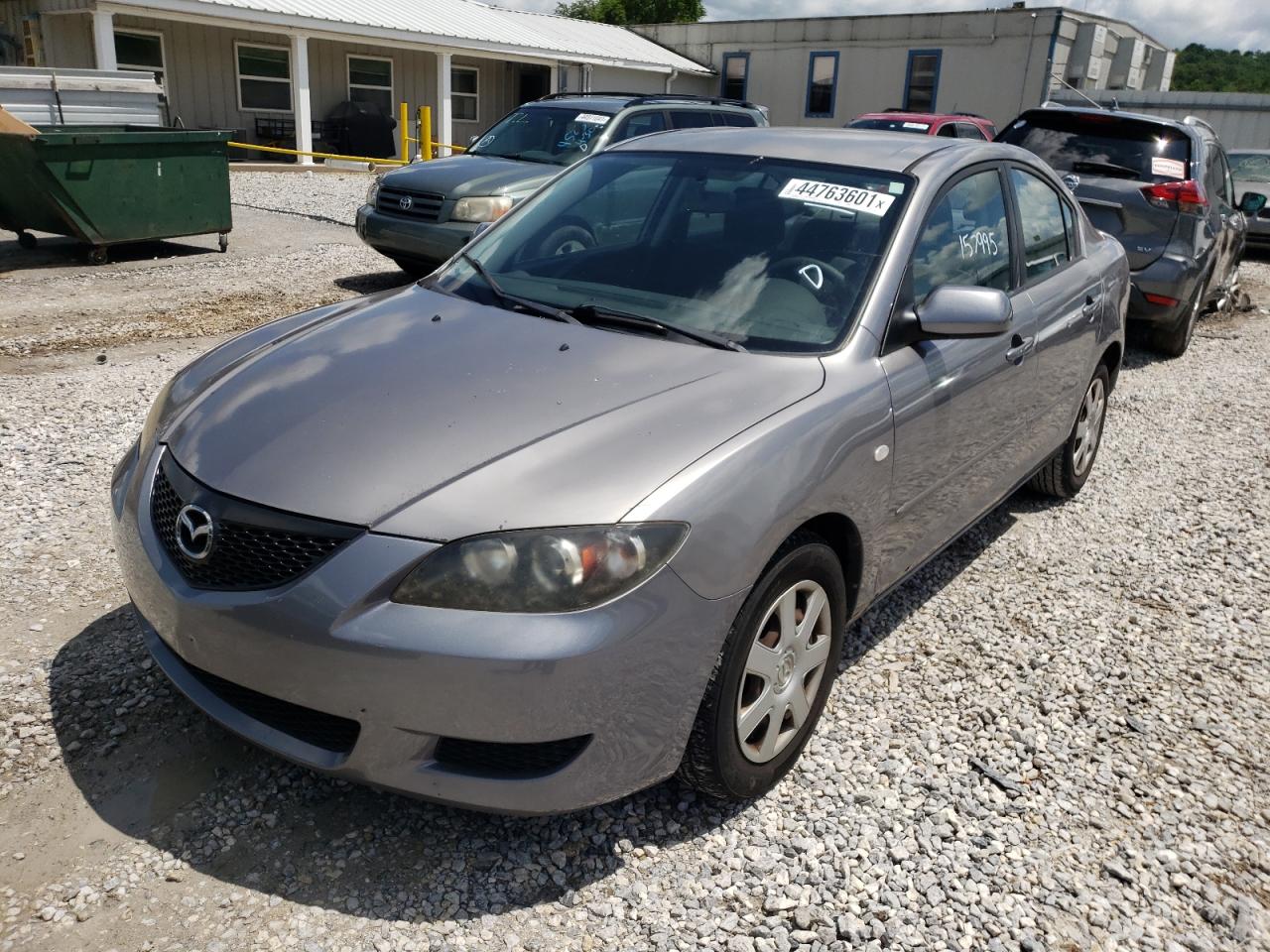 Photo 2 from auction – 2006 MAZDA 3 I with VIN JM1BK12F561453091