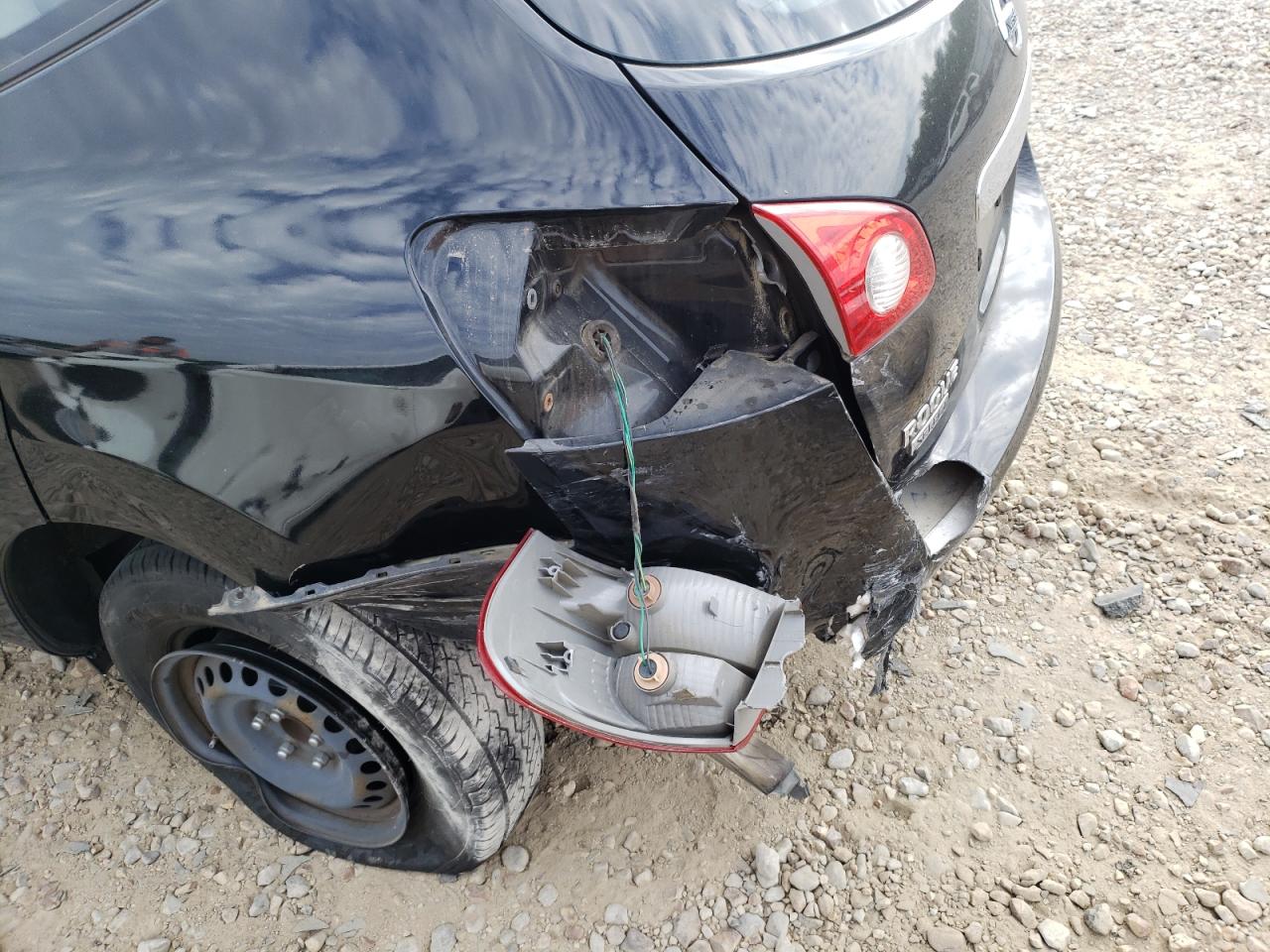 Photo 19 from auction – 2015 NISSAN ROGUE with VIN JN8AS5MT3FW668241