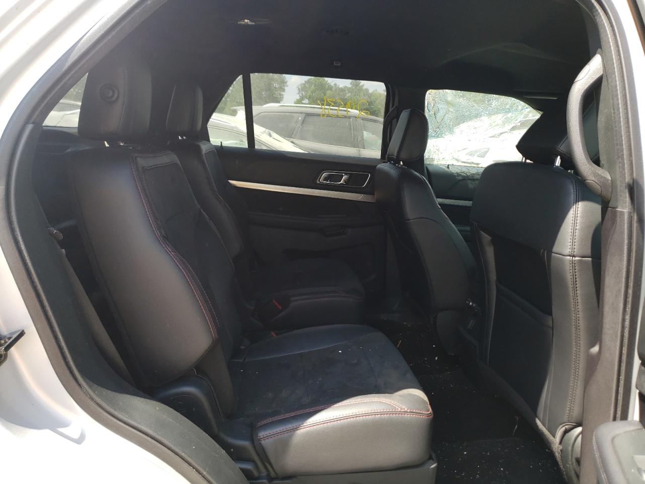Photo 6 from auction – 2019 FORD EXPLORER X with VIN 1FM5K7D85KGA48902
