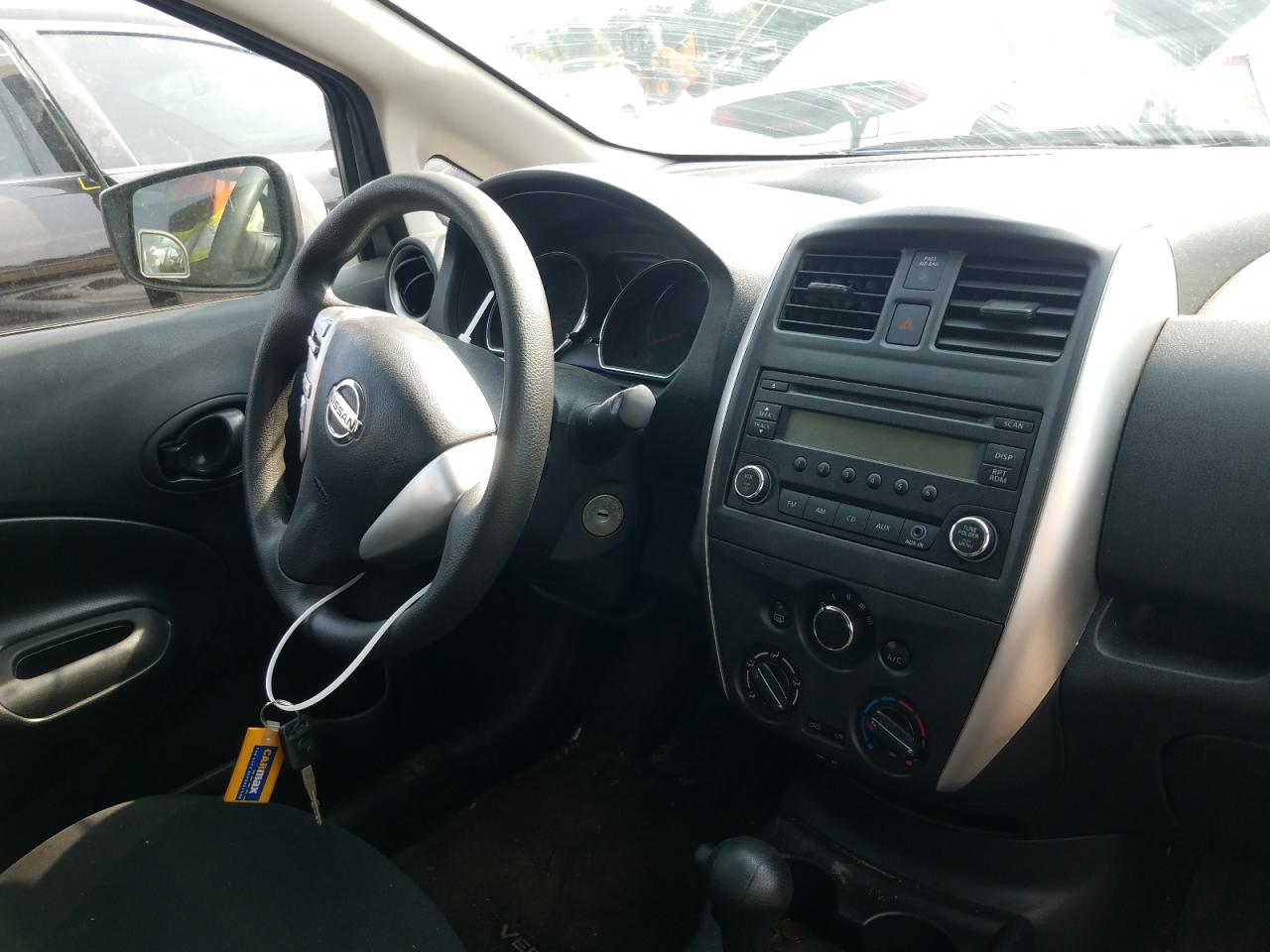 Photo 9 from auction – 2015 NISSAN VERSA NOTE with VIN 3N1CE2CP4FL446363