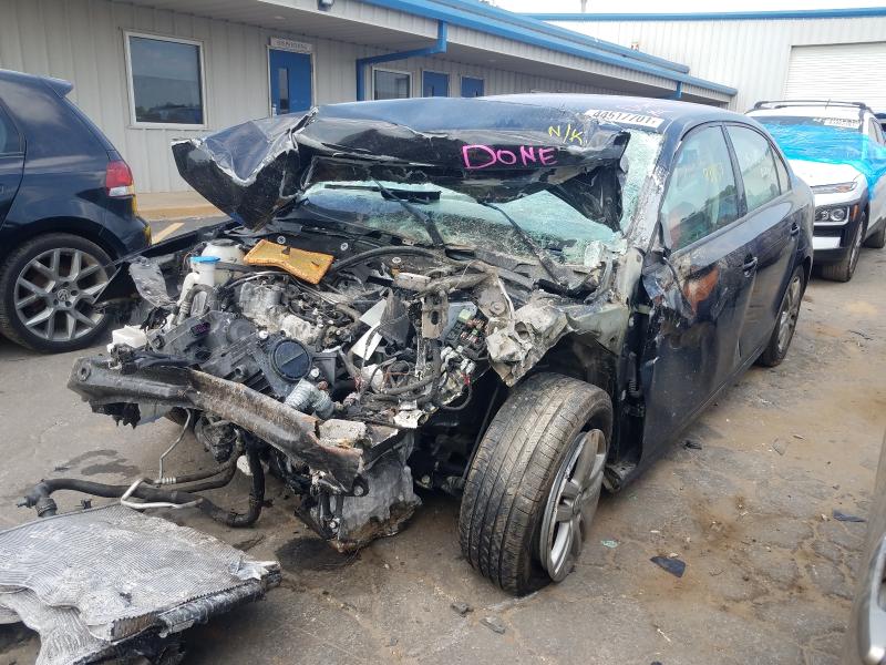 Photo 2 from auction – 2018 VOLKSWAGEN JETTA S with VIN 3VW2B7AJ6JM234741