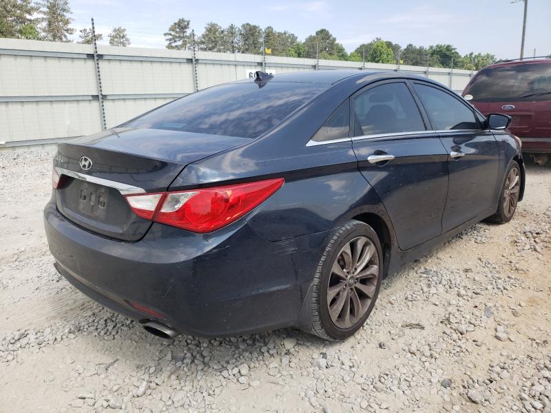 Photo 4 from auction – 2013 HYUNDAI SONATA SE with VIN 5NPEC4AC3DH582178
