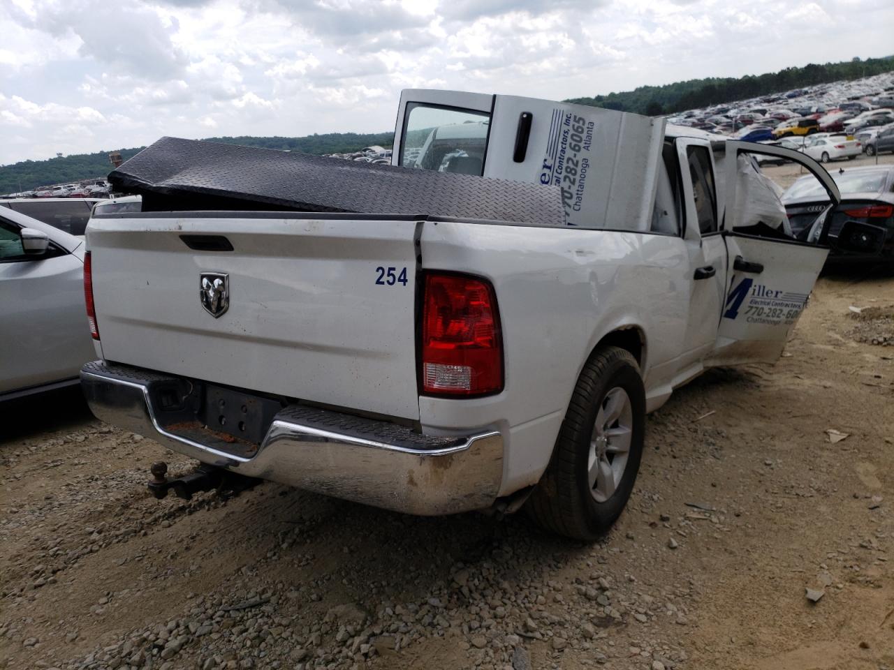 Photo 4 from auction – 2018 RAM 1500 ST with VIN 1C6RR6FG7JS133100