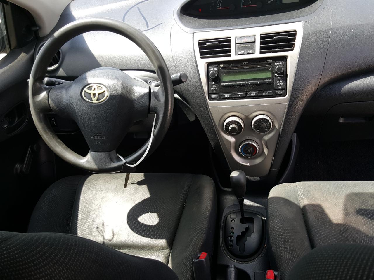 Photo 9 from auction – 2009 TOYOTA YARIS with VIN JTDBT903891342835