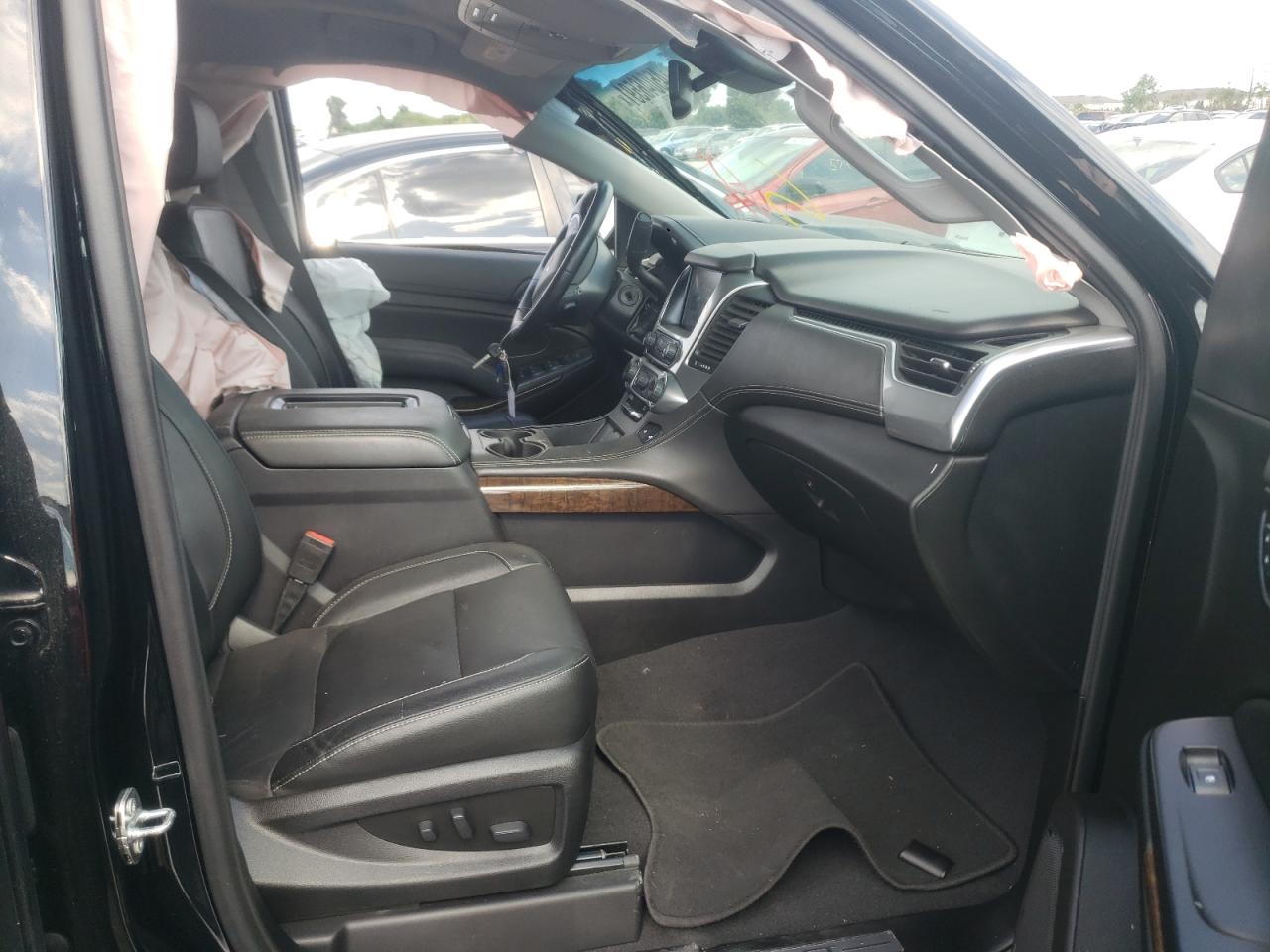 Photo 5 from auction – 2019 CHEVROLET SUBURBAN C with VIN 1GNSCHKC9KR389023