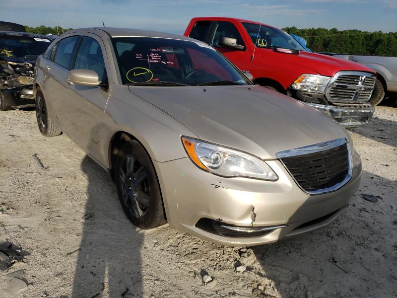 Фото 1 с аукциона – 2014 CHRYSLER 200 LX с VIN 1C3CCBAB4EN212169