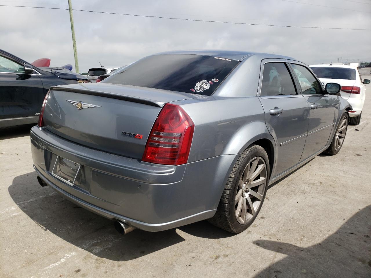 Photo 4 from auction – 2006 CHRYSLER 300C SRT-8 with VIN 2C3LA73W26H496656