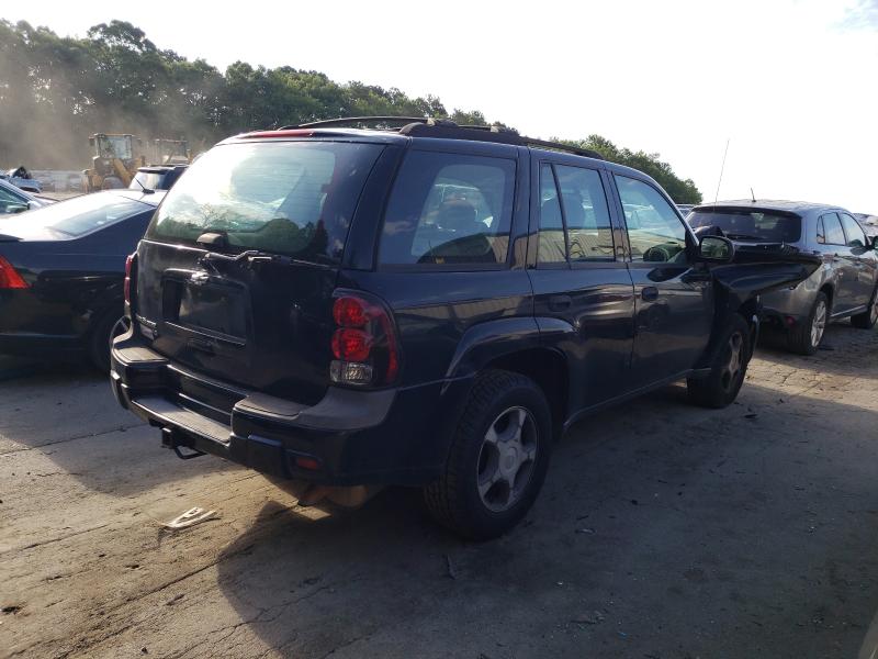 Photo 4 from auction – 2006 CHEVROLET TRAILBLAZE with VIN 1GNDS13S362317239