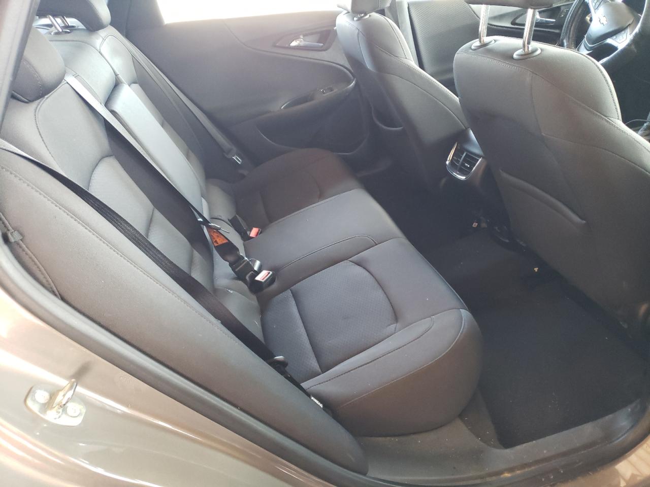 Photo 6 from auction – 2018 CHEVROLET MALIBU LT with VIN 1G1ZD5ST6JF123406