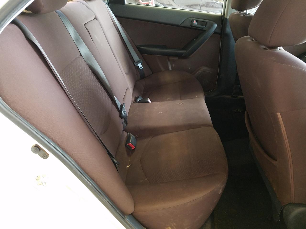 Photo 6 from auction – 2011 KIA FORTE with VIN KNAFU4A2XB5349966