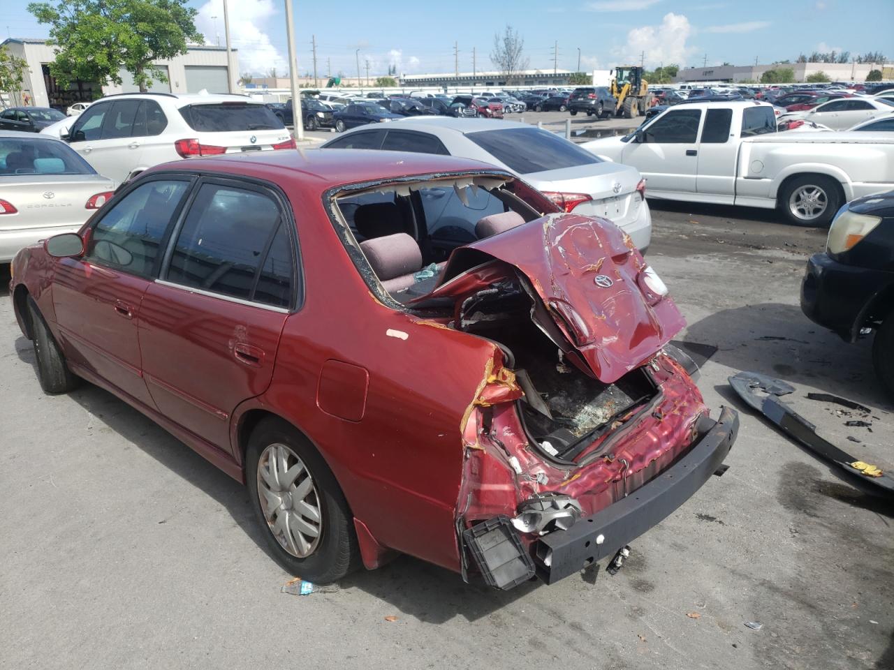 Photo 3 from auction – 2001 TOYOTA COROLLA CE with VIN 2T1BR12E31C397353