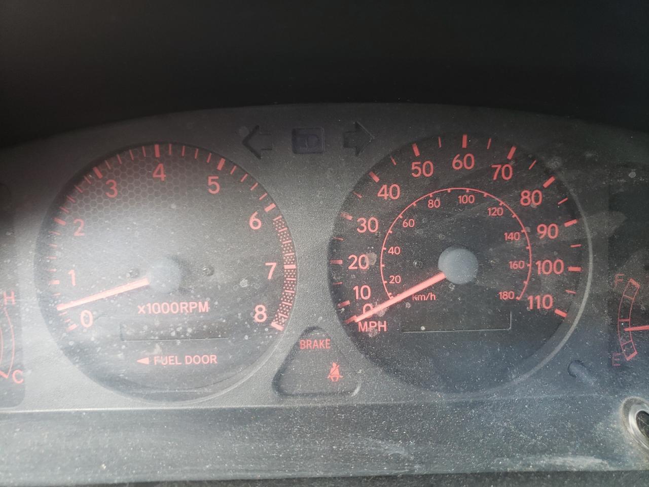 Photo 8 from auction – 2001 TOYOTA COROLLA CE with VIN 2T1BR12E31C397353