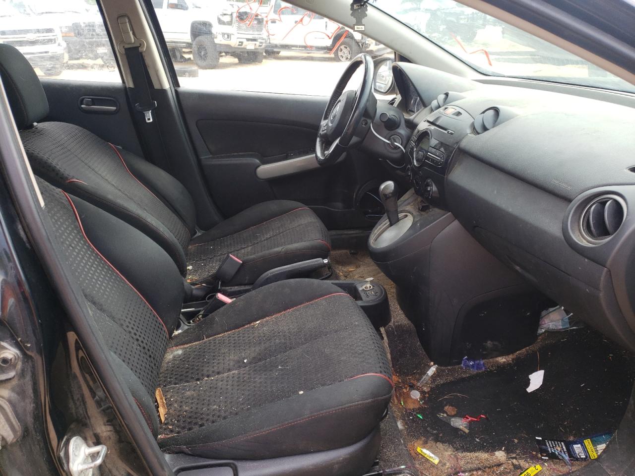 Photo 5 from auction – 2014 MAZDA MAZDA2 TOU with VIN JM1DE1LZ8E0179995