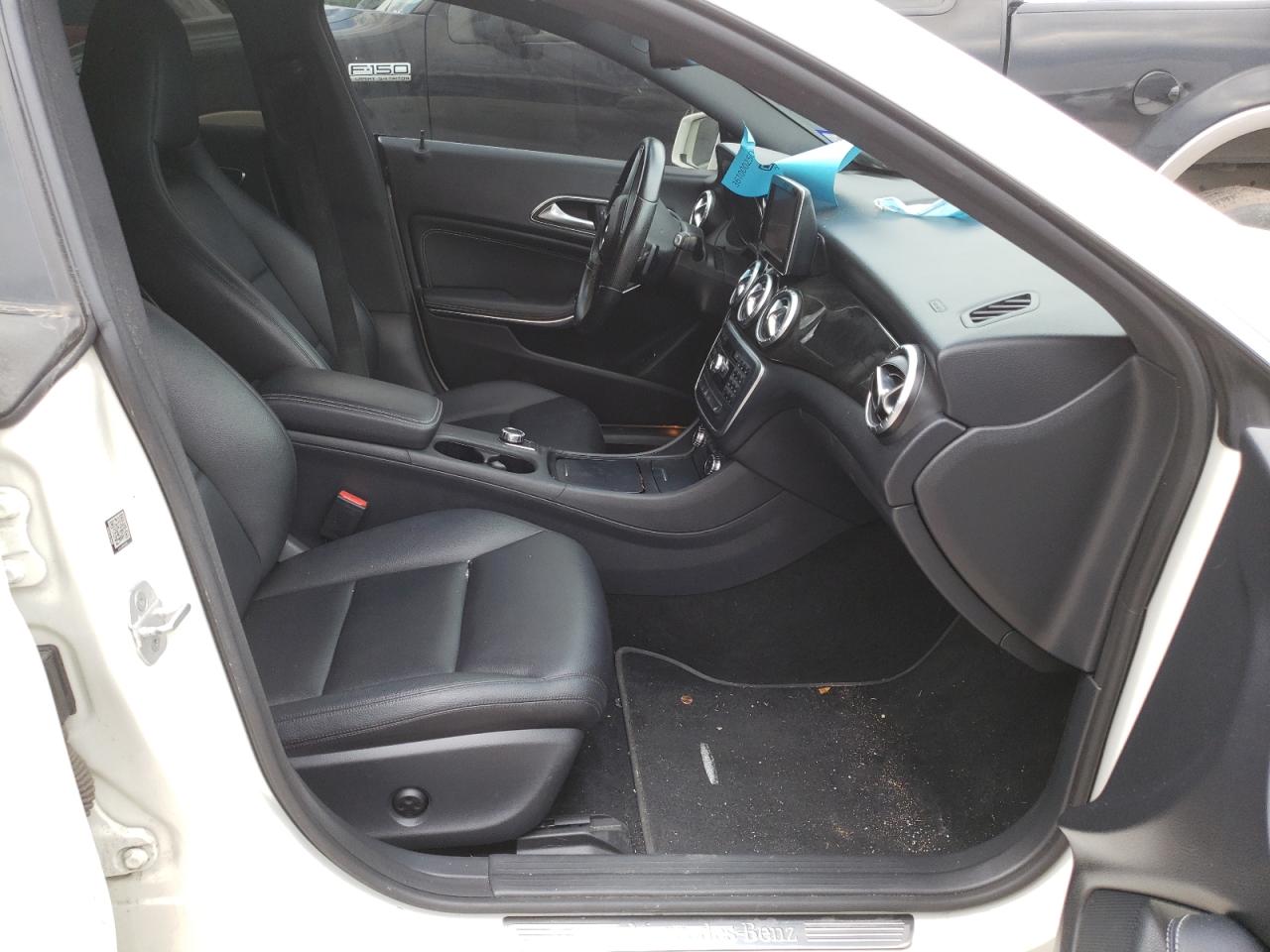 Photo 5 from auction – 2014 MERCEDES-BENZ CLA 250 with VIN WDDSJ4EB7EN135757