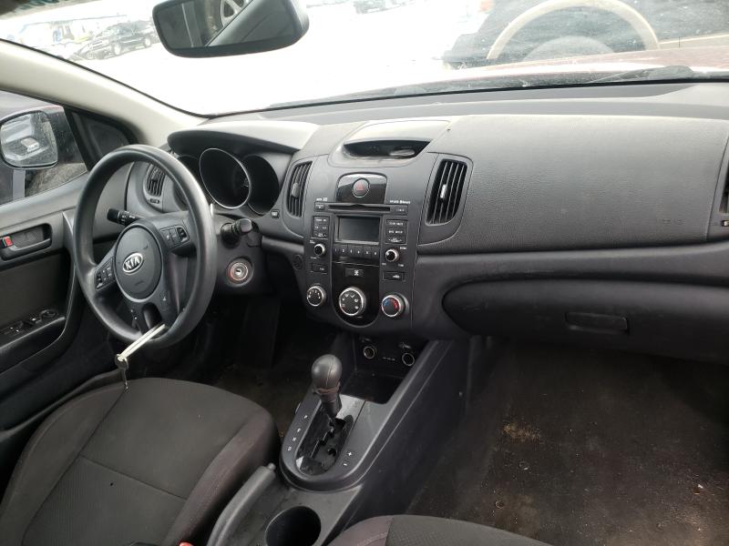 Photo 9 from auction – 2010 KIA FORTE EX with VIN KNAFU6A26A5167546