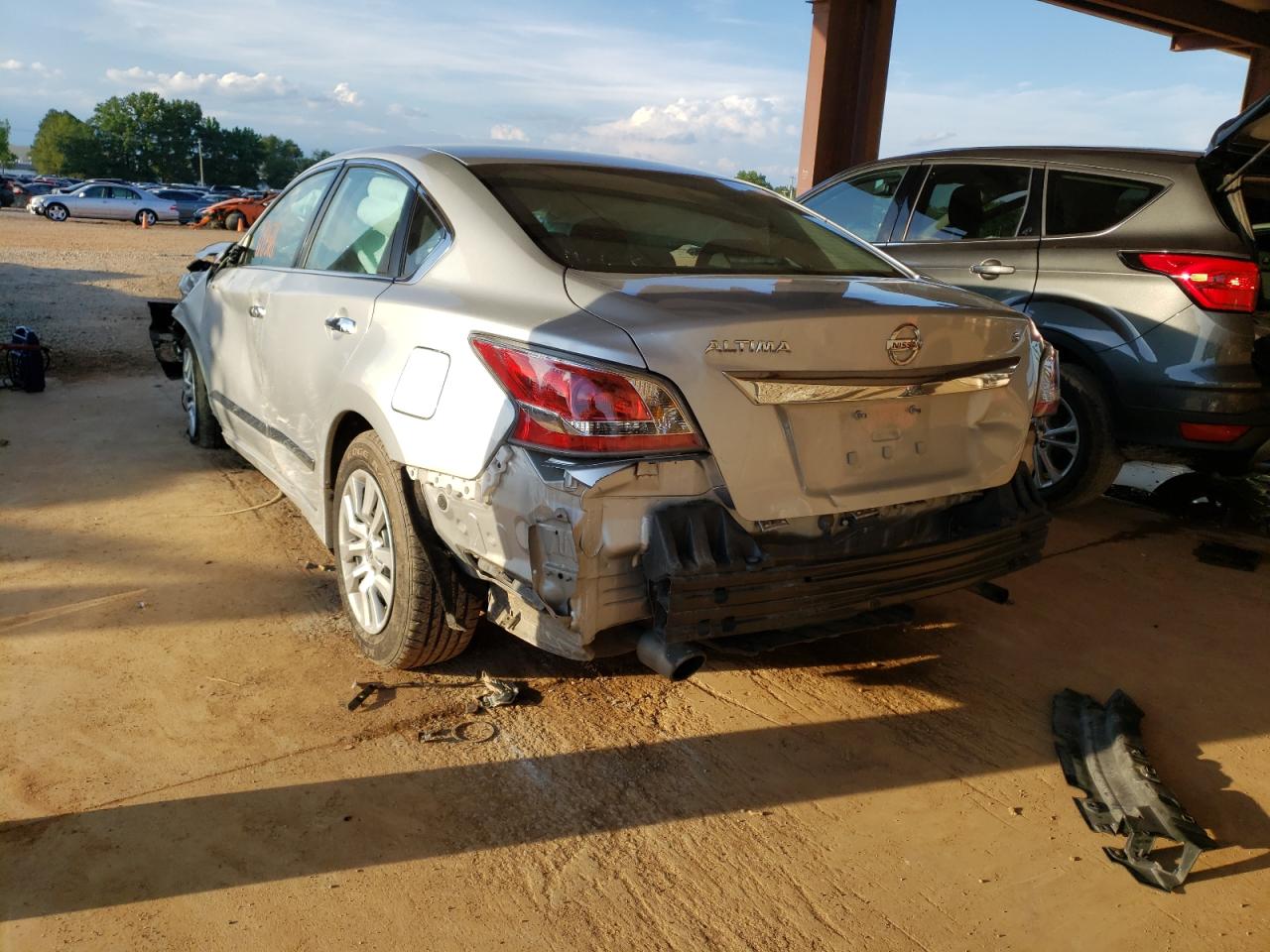 Photo 3 from auction – 2015 NISSAN ALTIMA 2.5 with VIN 1N4AL3AP2FC570944