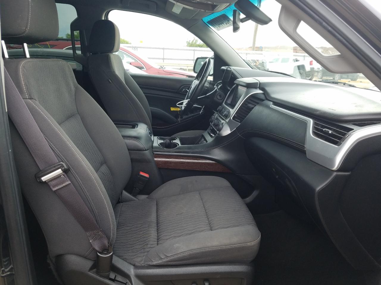 Photo 5 from auction – 2016 GMC YUKON SLE with VIN 1GKS1AKC7GR308599