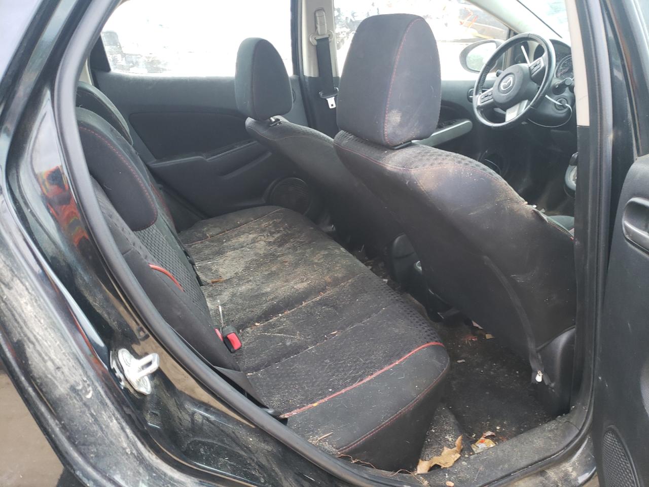 Photo 6 from auction – 2014 MAZDA MAZDA2 TOU with VIN JM1DE1LZ8E0179995