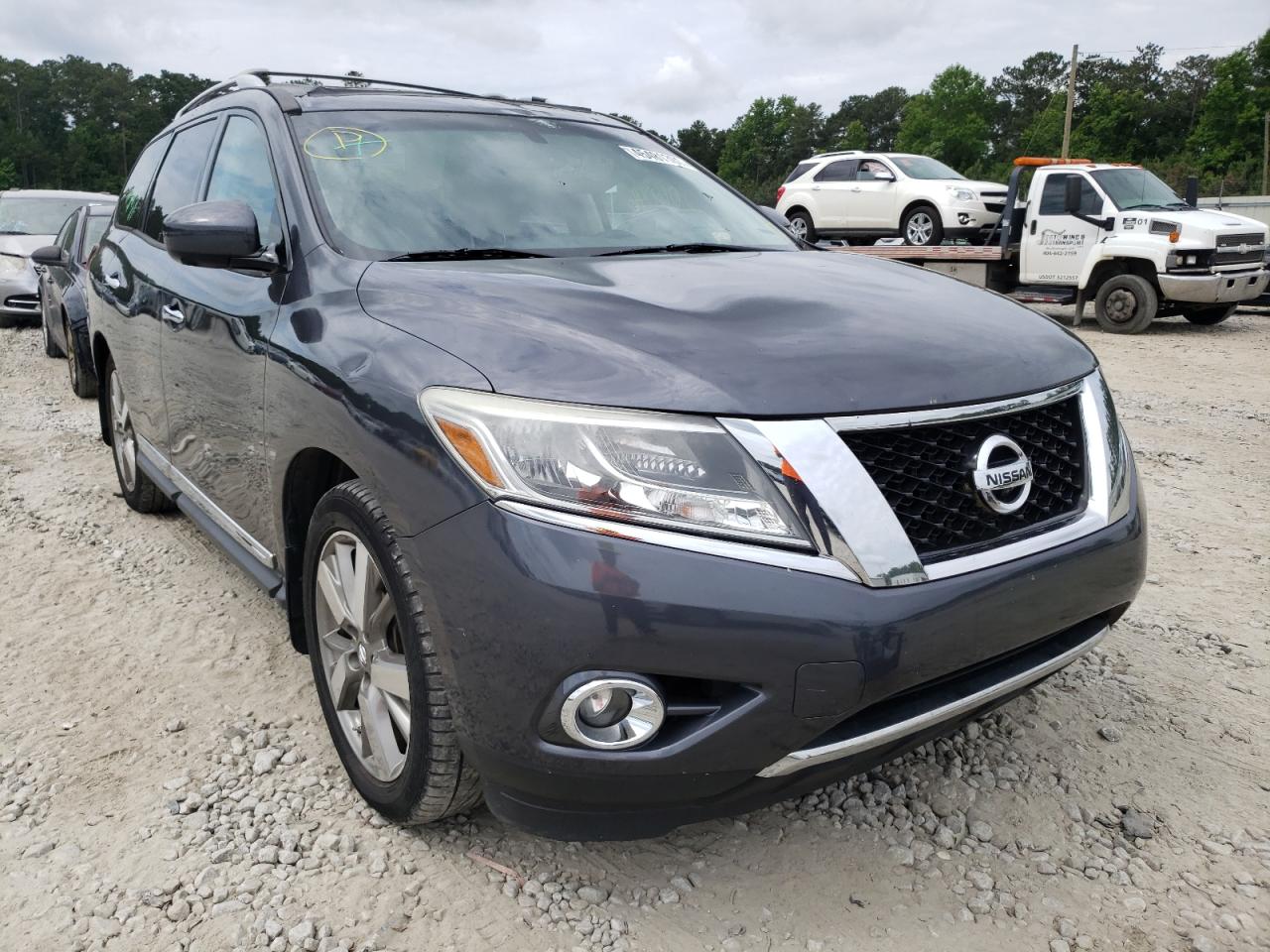 NISSAN PATHFINDER 2014 with VIN 5N1AR2MN9EC711533 - Photo from auction