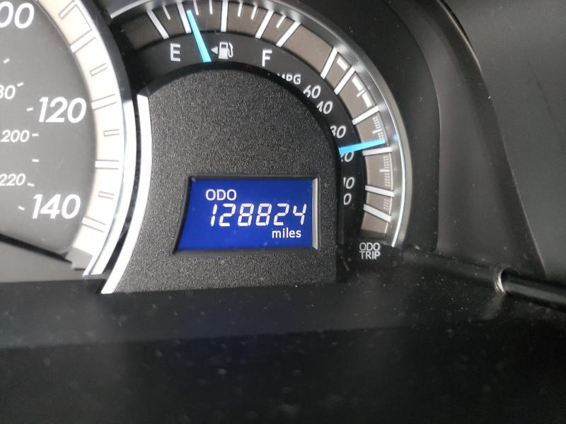 Photo 8 from auction – 2012 TOYOTA CAMRY with VIN 4T1BF1FK8CU615121