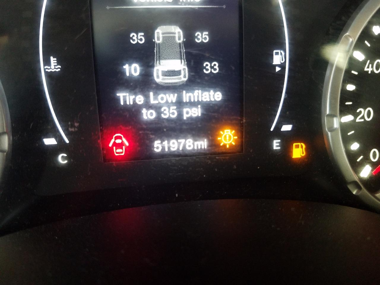 Photo 8 from auction – 2018 JEEP RENEGADE L with VIN ZACCJABB1JPH21163