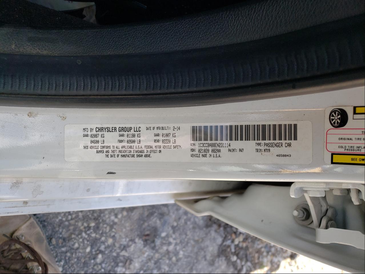 Photo 10 from auction – 2014 CHRYSLER 200 LX with VIN 1C3CCBAB8EN231114