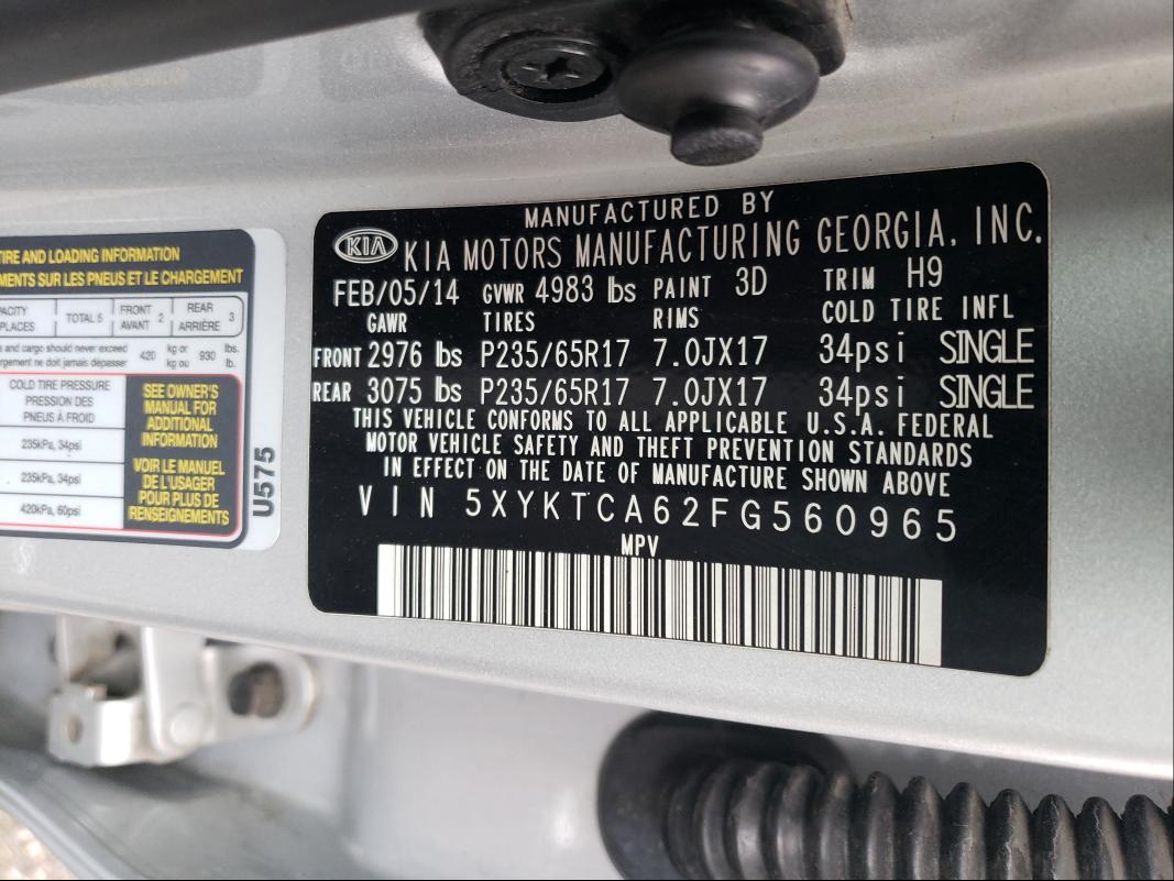Photo 10 from auction – 2015 KIA SORENTO LX with VIN 5XYKTCA62FG560965
