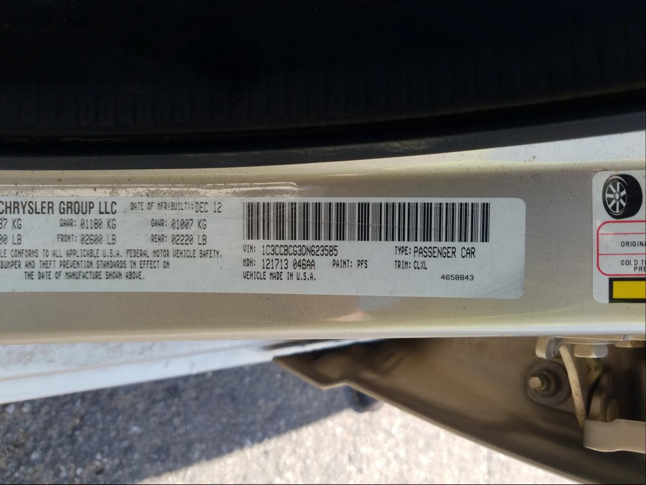 Photo 10 from auction – 2013 CHRYSLER 200 LIMITE with VIN 1C3CCBCG3DN623585