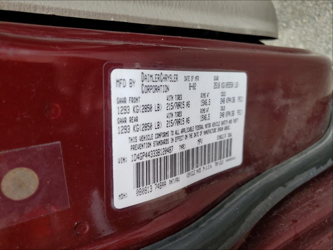 Photo 10 from auction – 2003 DODGE GRAND CARA with VIN 1D4GP44333B120487