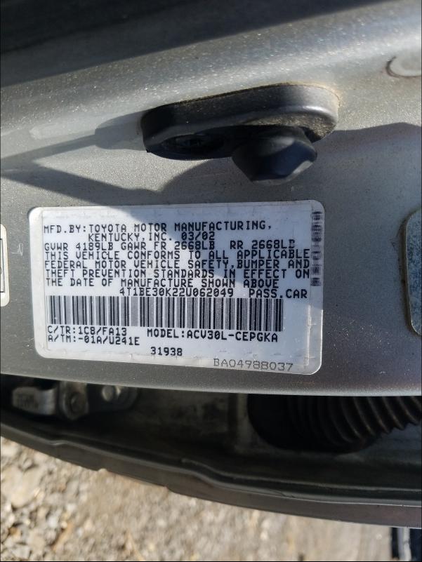 Photo 10 from auction – 2002 TOYOTA CAMRY LE with VIN 4T1BE30K22U062049