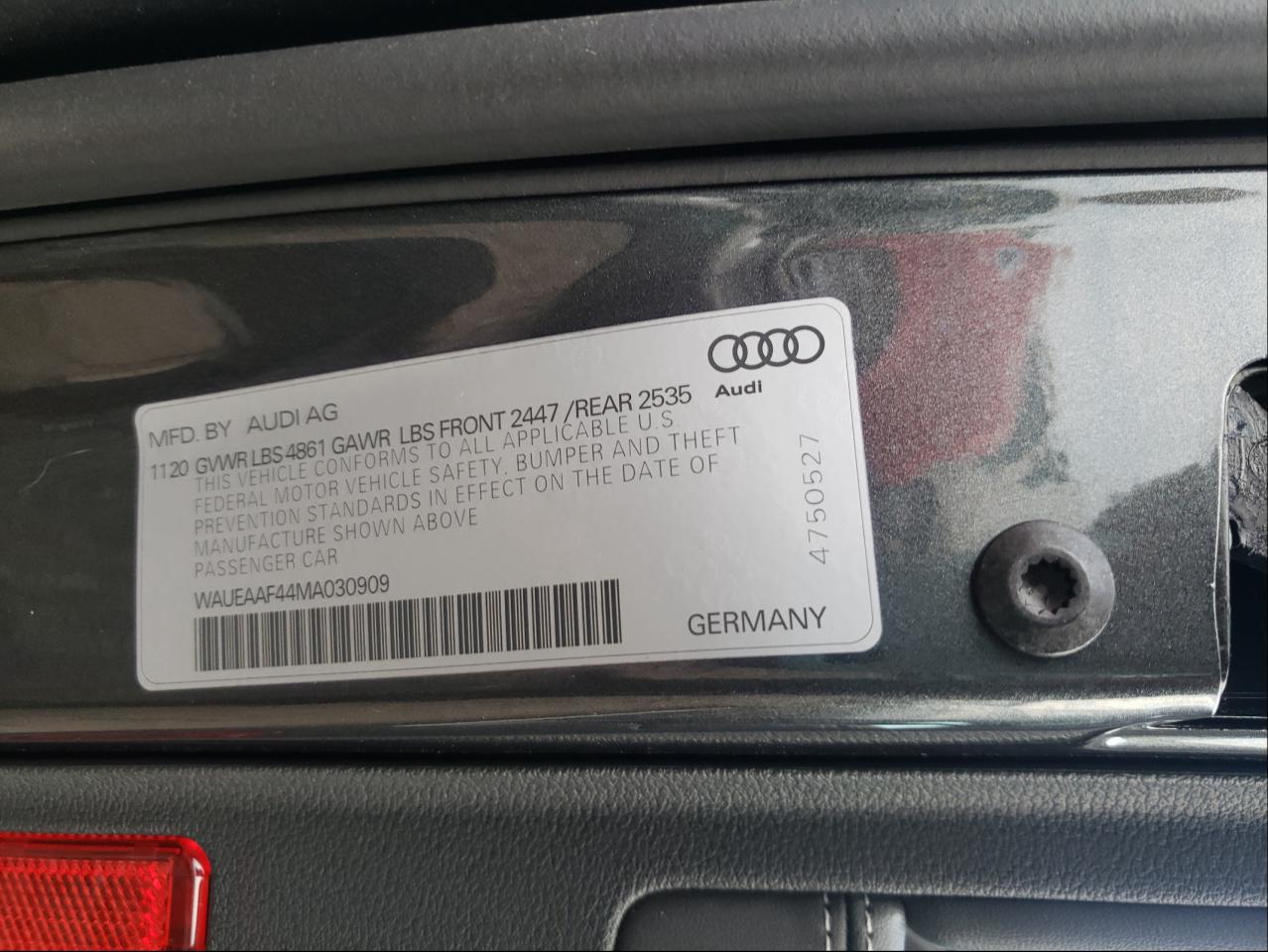 Photo 10 from auction – 2021 AUDI A4 PREMIUM with VIN WAUEAAF44MA030909