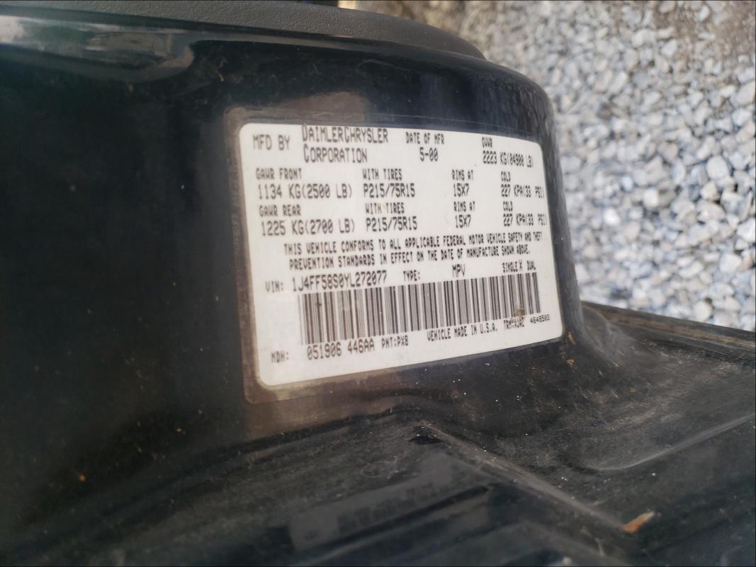 Photo 10 from auction – 2000 JEEP CHEROKEE C with VIN 1J4FF58S0YL272077