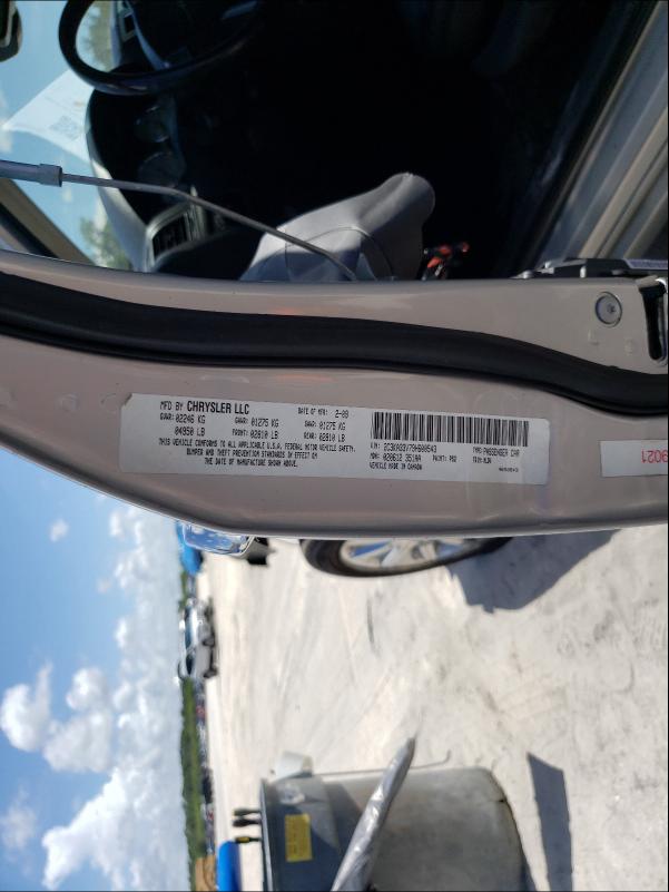 Photo 10 from auction – 2009 CHRYSLER 300 LIMITE with VIN 2C3KA33V79H600543